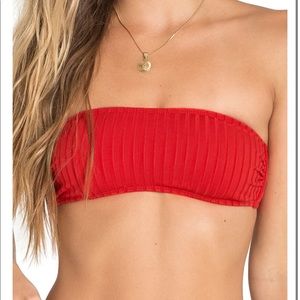 Strapless Billabong bikini + high-waisted bottom